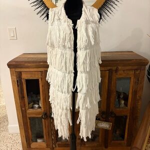TESS GIBERSON Designer White Cotton Fringe Long Vest! Excellent Condition! Med